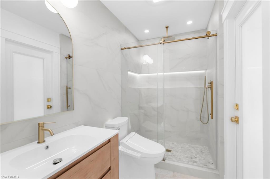 COTTAGE POINT UNREC - Residential