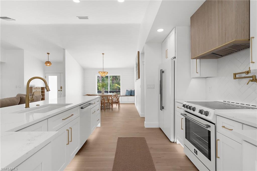 COTTAGE POINT UNREC - Residential