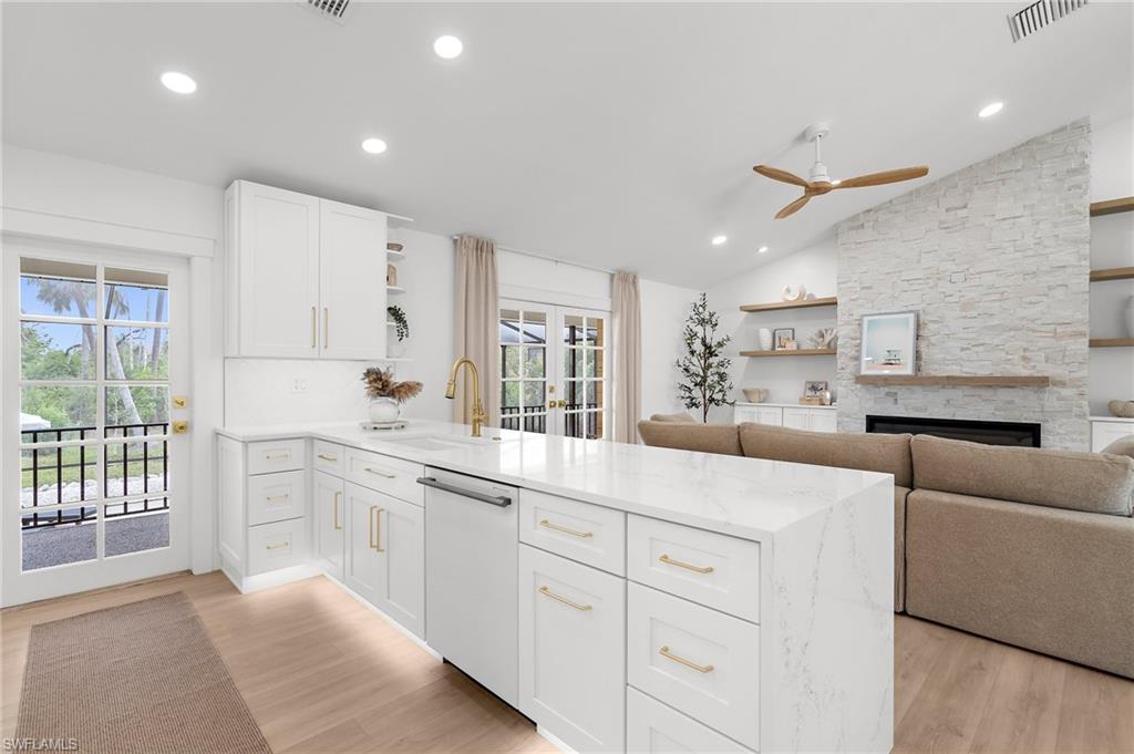 COTTAGE POINT UNREC - Residential