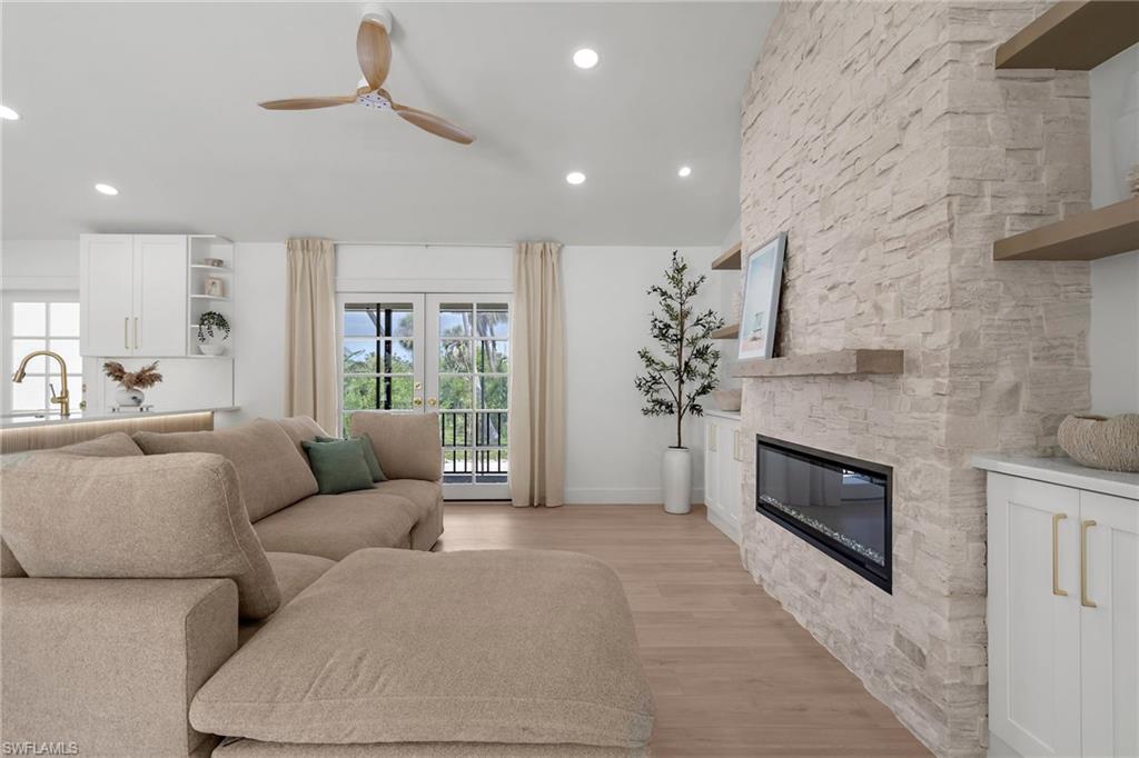 COTTAGE POINT UNREC - Residential