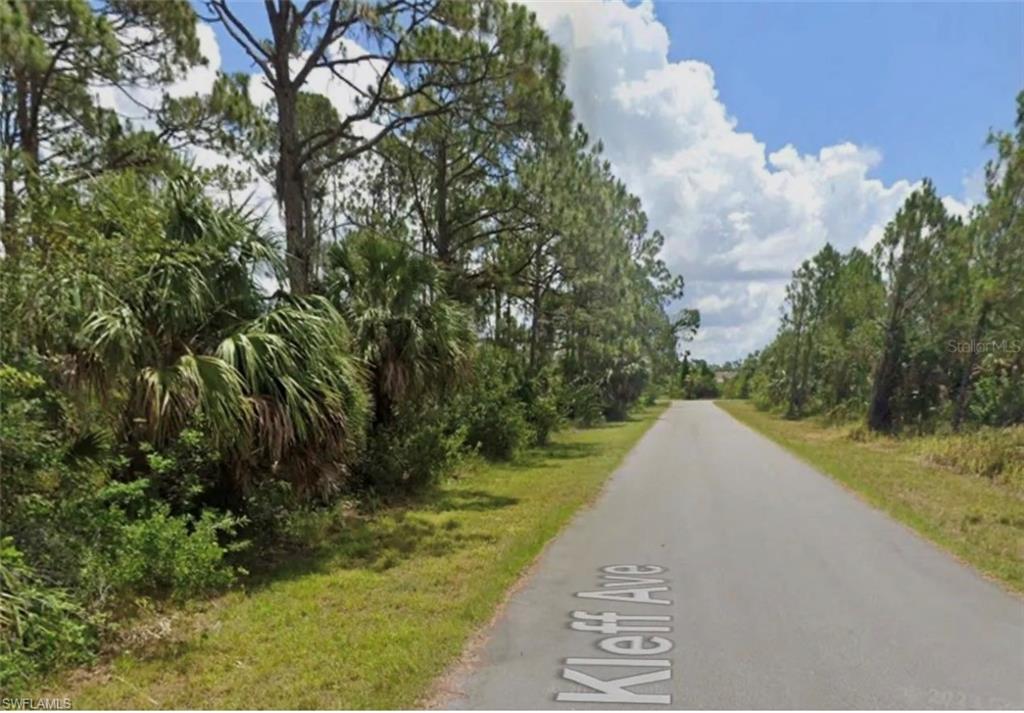 PORT CHARLOTTE - Land