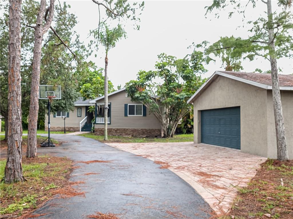 GOLDEN GATE ESTATES - Residential