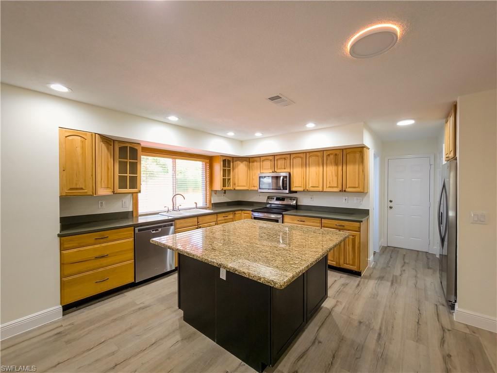 GOLDEN GATE ESTATES - Residential