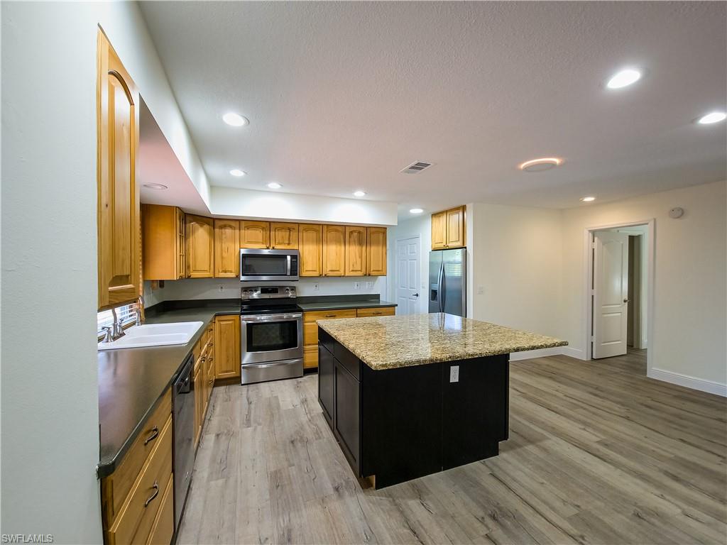 GOLDEN GATE ESTATES - Residential