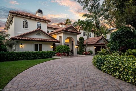 453 18th AVE S NAPLES FL 34102