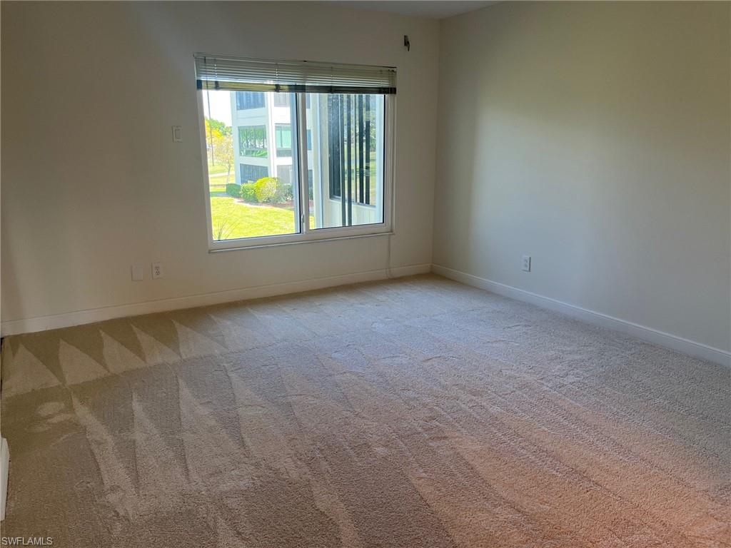 SEVEN LAKES - Residential