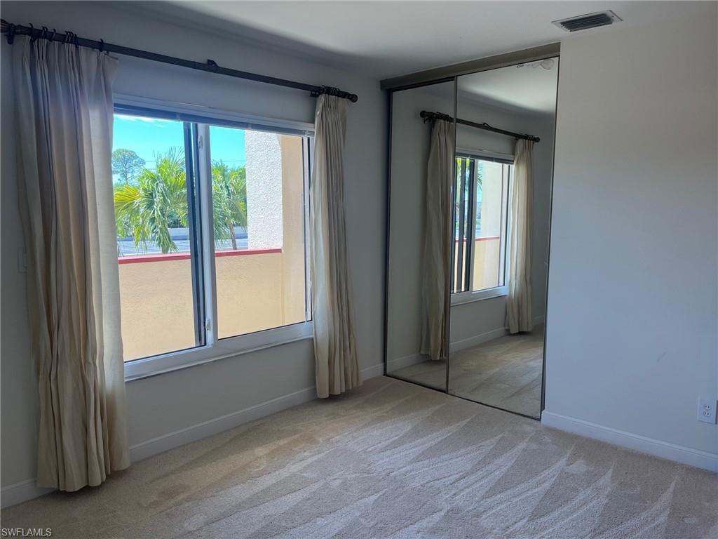 SEVEN LAKES - Residential