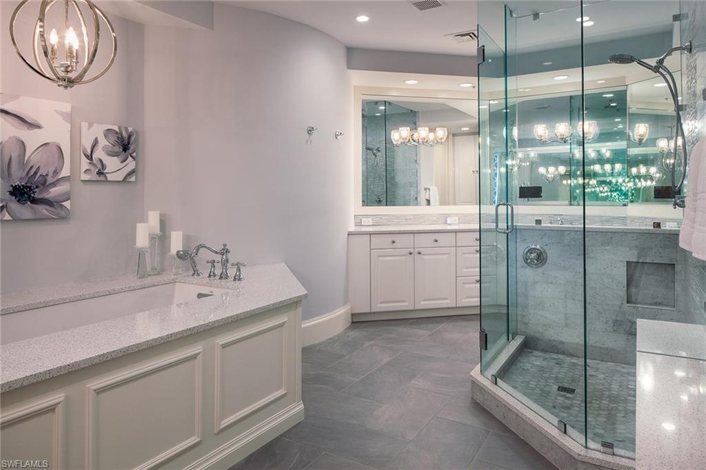 L'ERMITAGE AT GREY OAKS - Residential