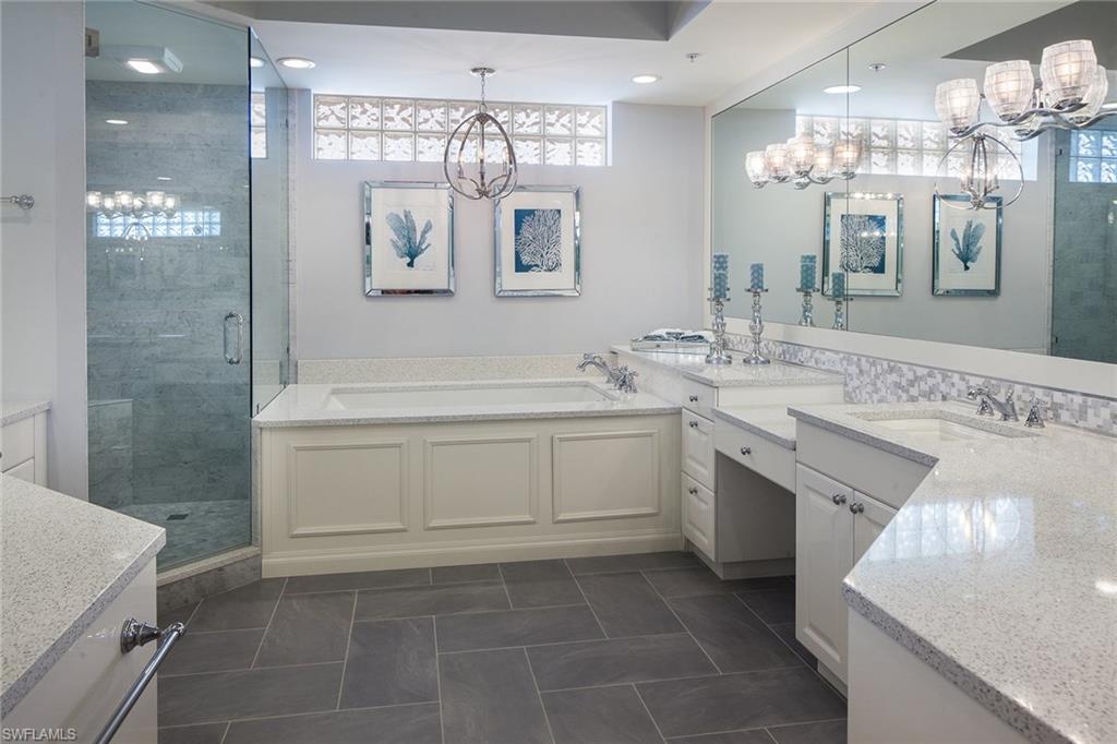 L'ERMITAGE AT GREY OAKS - Residential