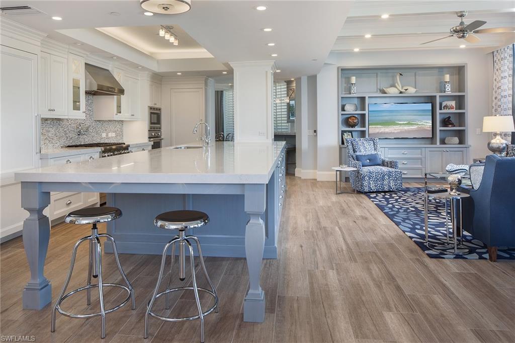 L'ERMITAGE AT GREY OAKS - Residential