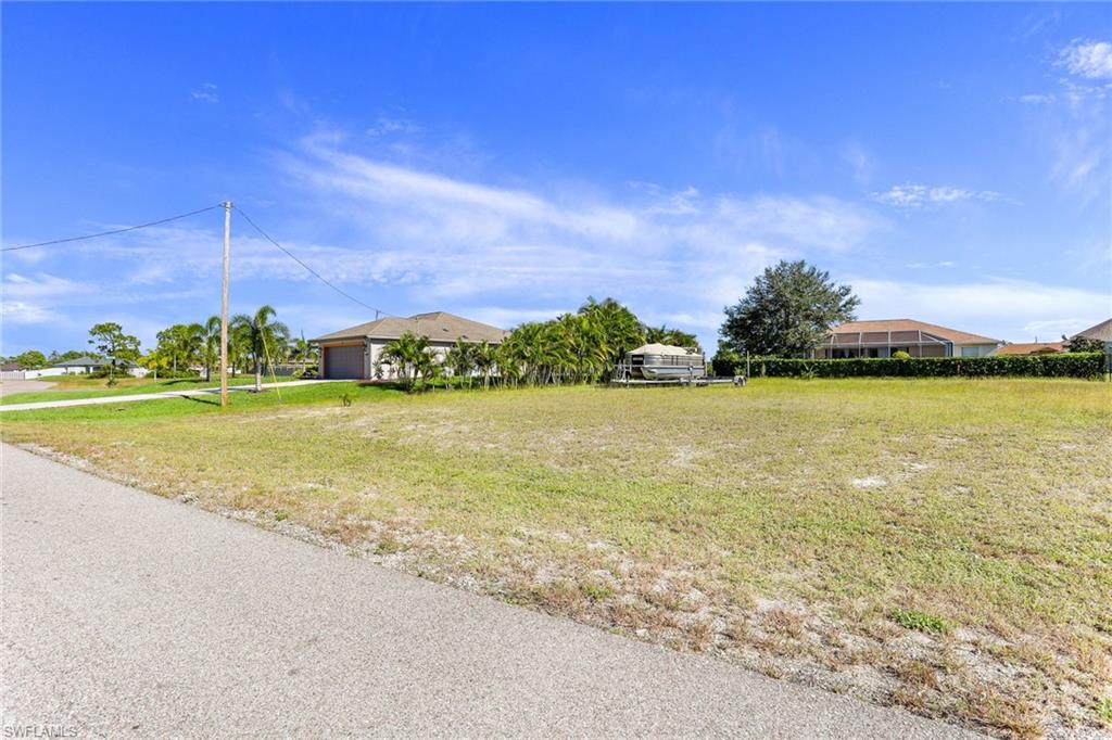 CAPE CORAL - Residential