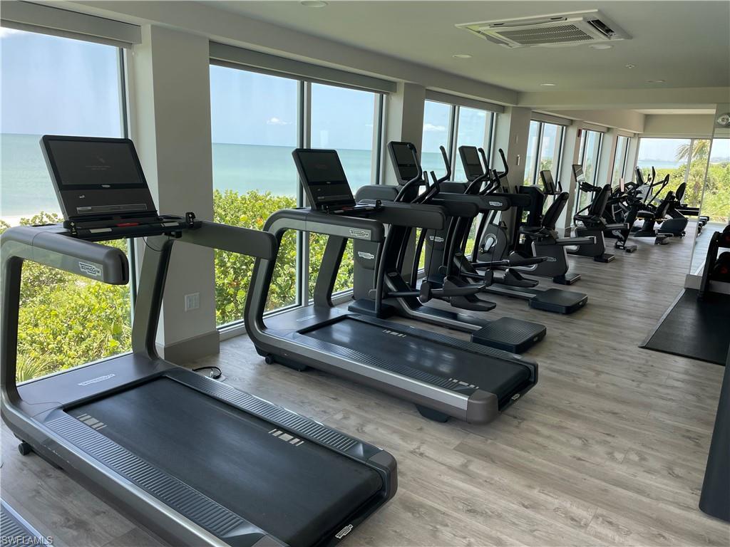 BAREFOOT BEACH CLUB - Residential Lease