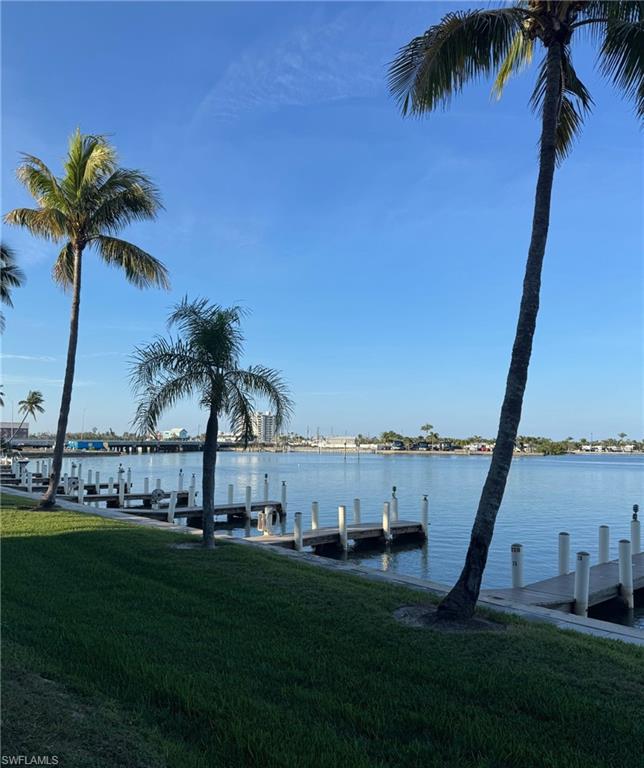 SPORTSMANS COVE YACHT & RACQUET CLUB - Residential