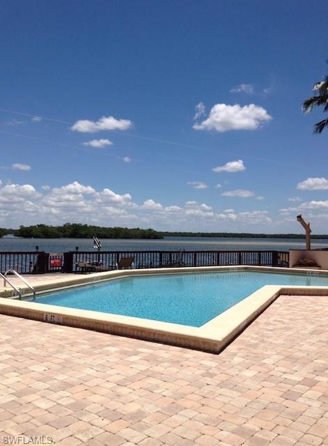 SPORTSMANS COVE YACHT & RACQUET CLUB - Residential