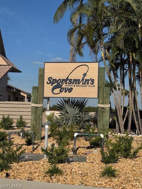 SPORTSMANS COVE YACHT & RACQUET CLUB - Residential