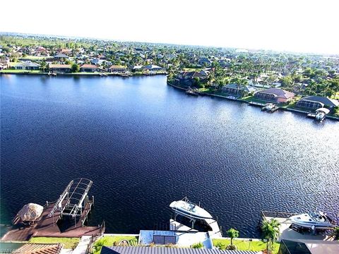 1944 Four Mile Cove PKY CAPE CORAL FL 33990
