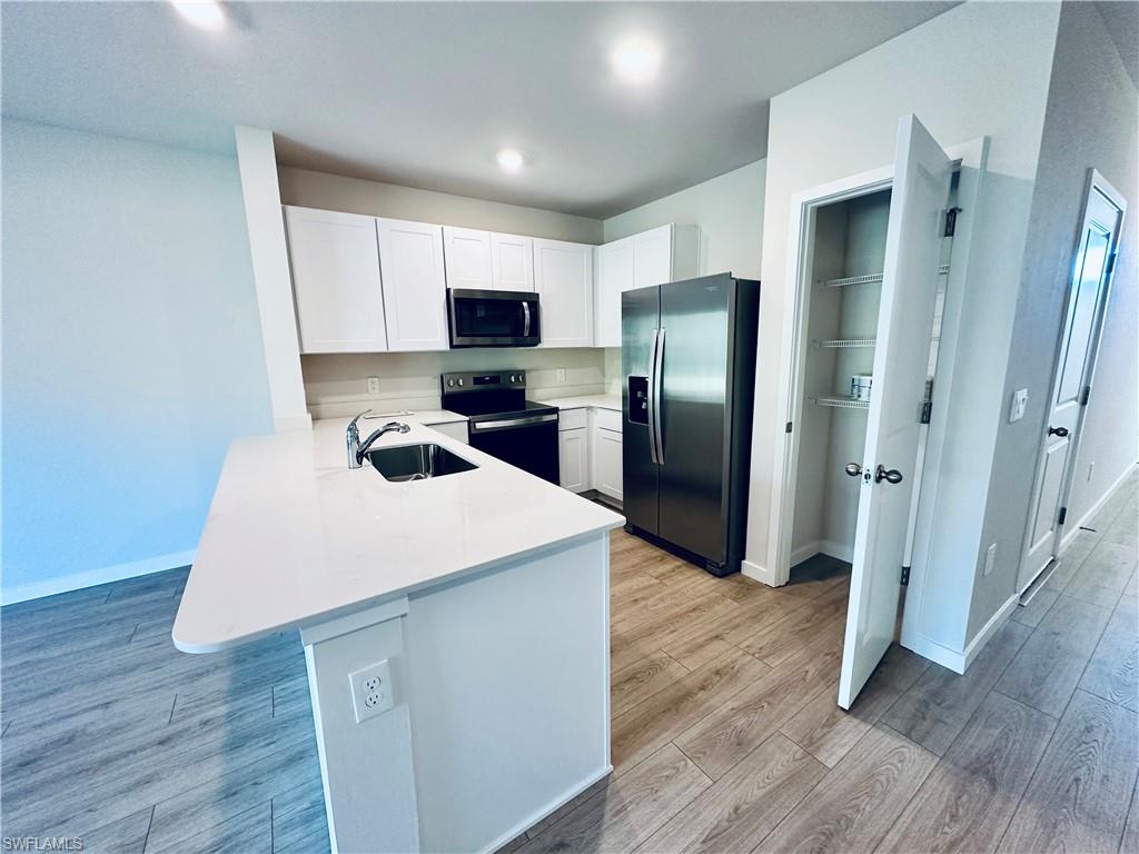 ASHER PARK - Residential Lease