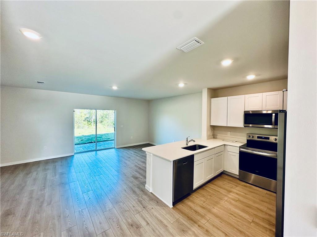 ASHER PARK - Residential Lease