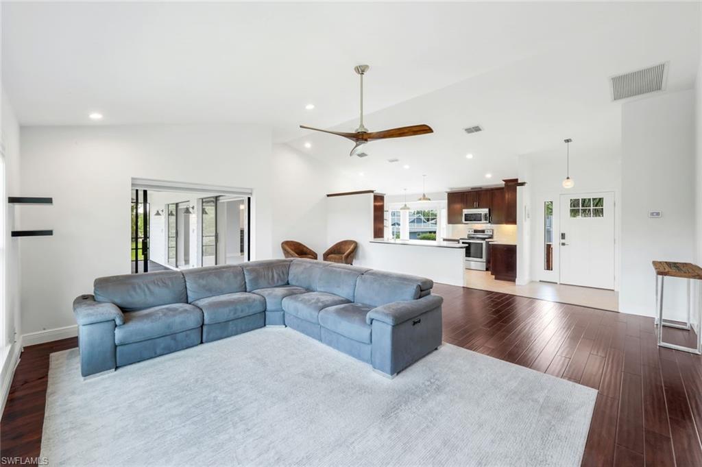 27136 Belle Rio DR