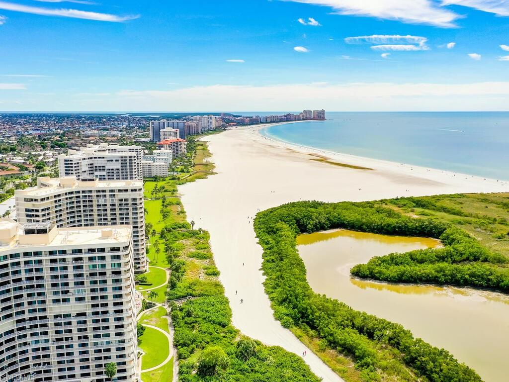 SOUTH SEAS - Residential