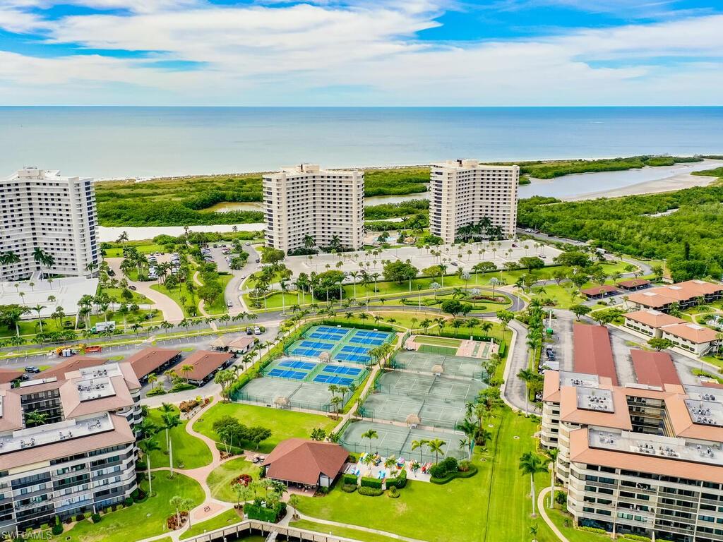 SOUTH SEAS - Residential