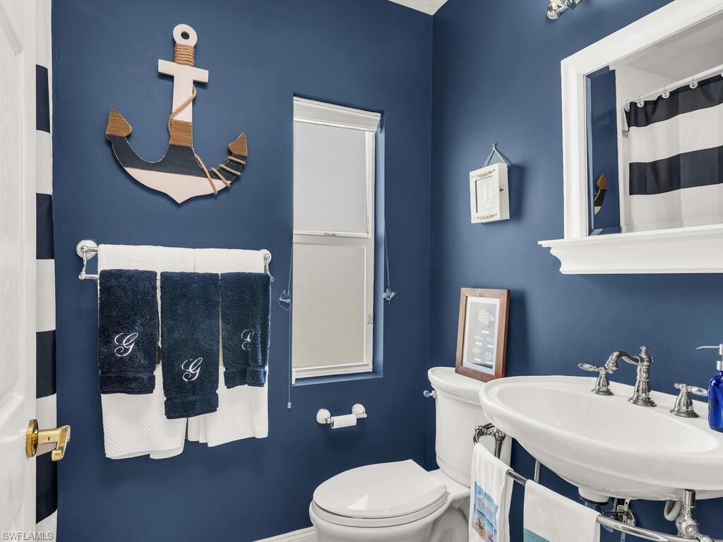 EVENINGSTAR CAY - Residential