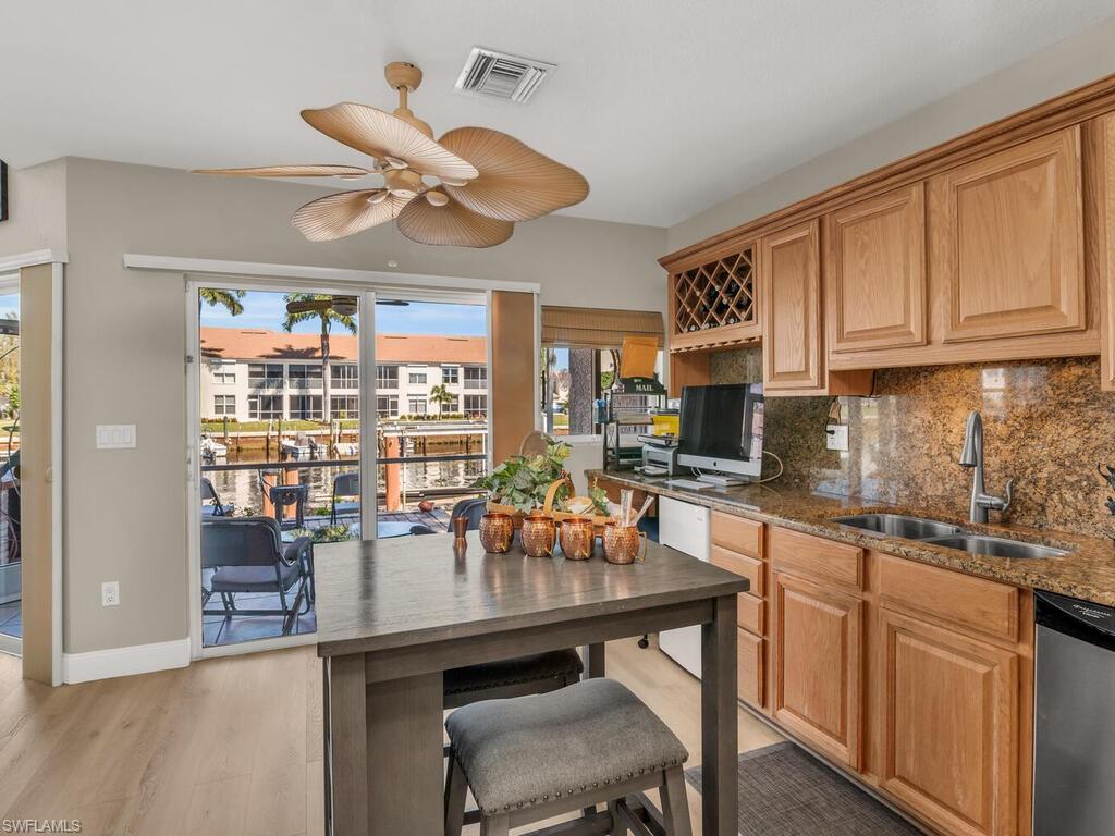 EVENINGSTAR CAY - Residential