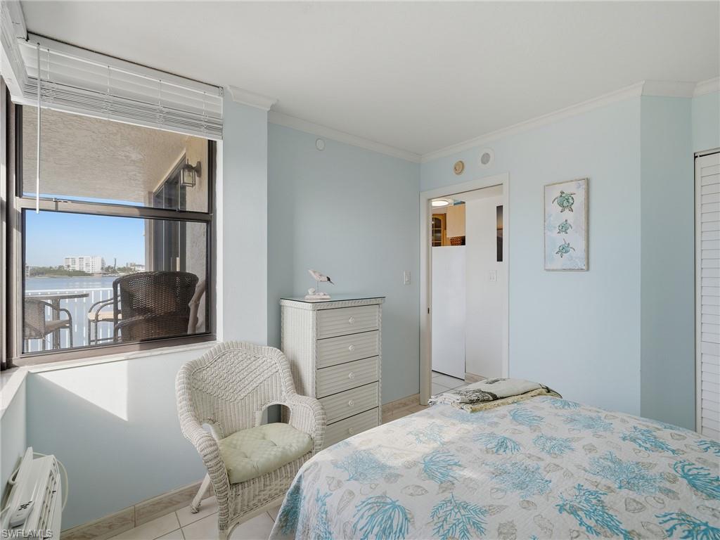 LOVERS KEY BEACH CLUB - Residential