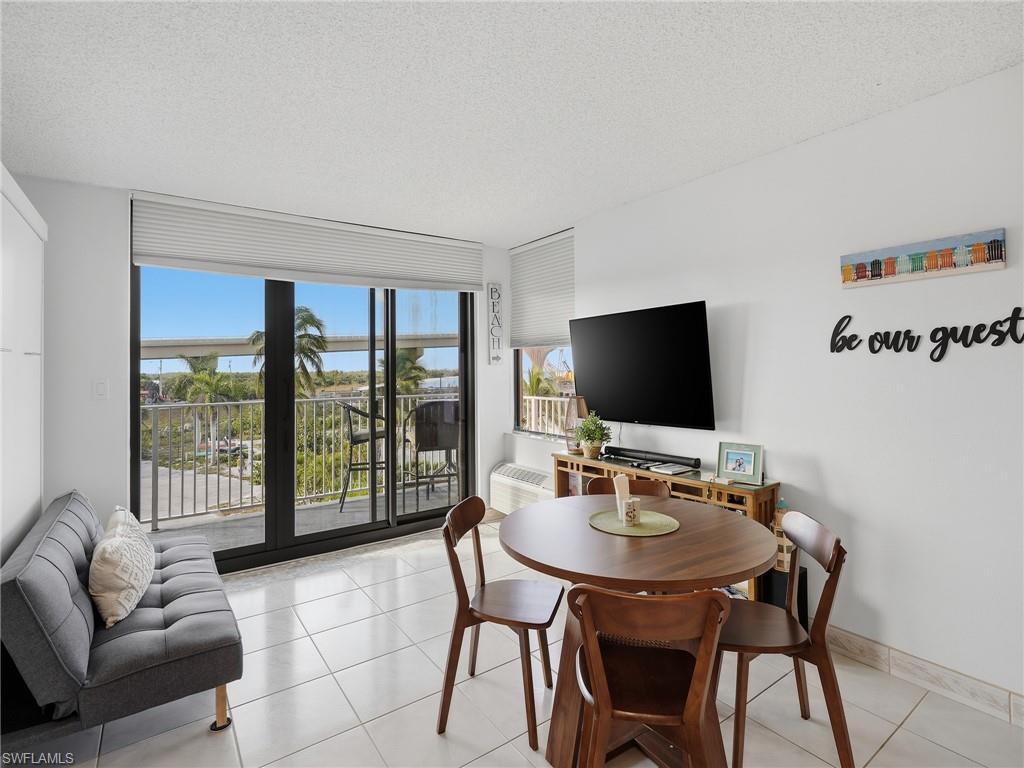 LOVERS KEY BEACH CLUB - Residential