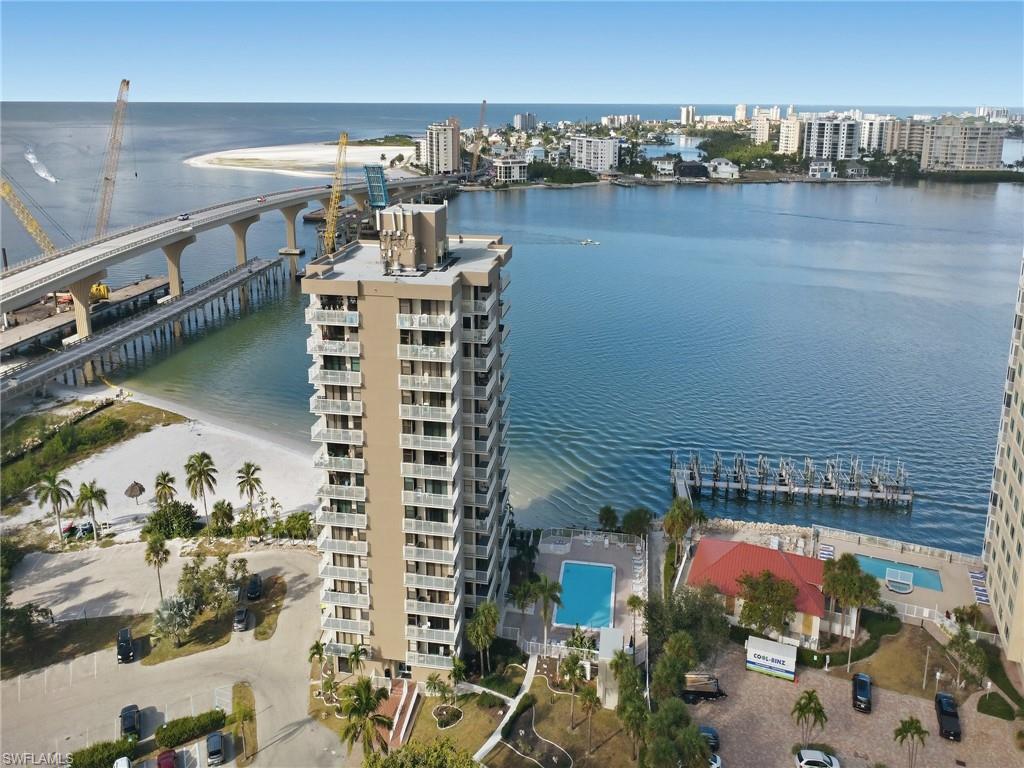 LOVERS KEY BEACH CLUB - Residential