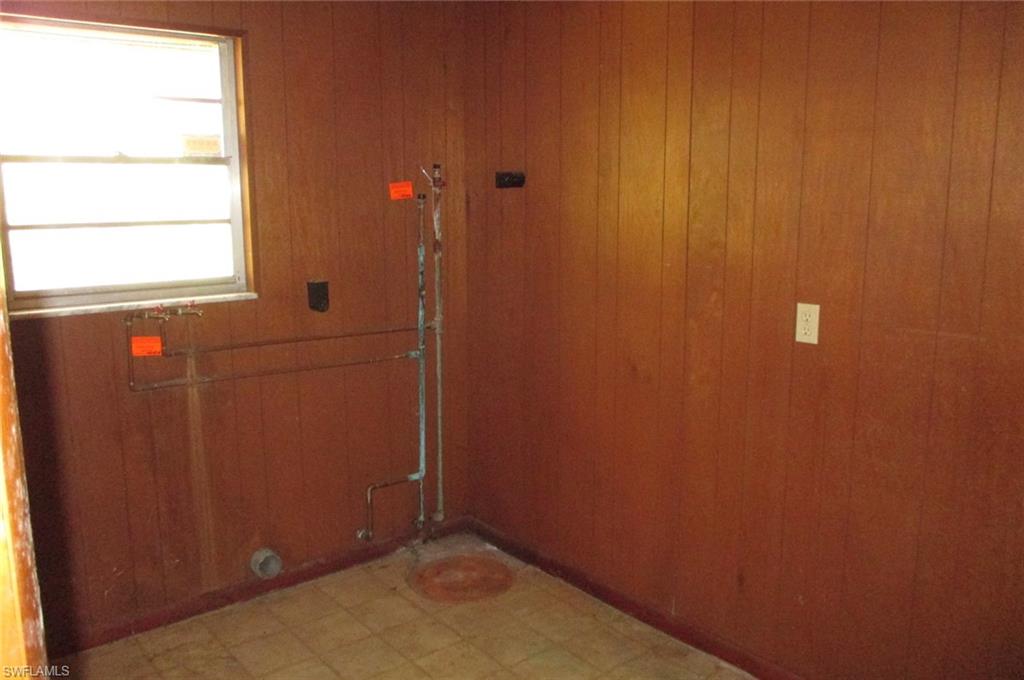 W T MADDOX 1ST ADD - Residential