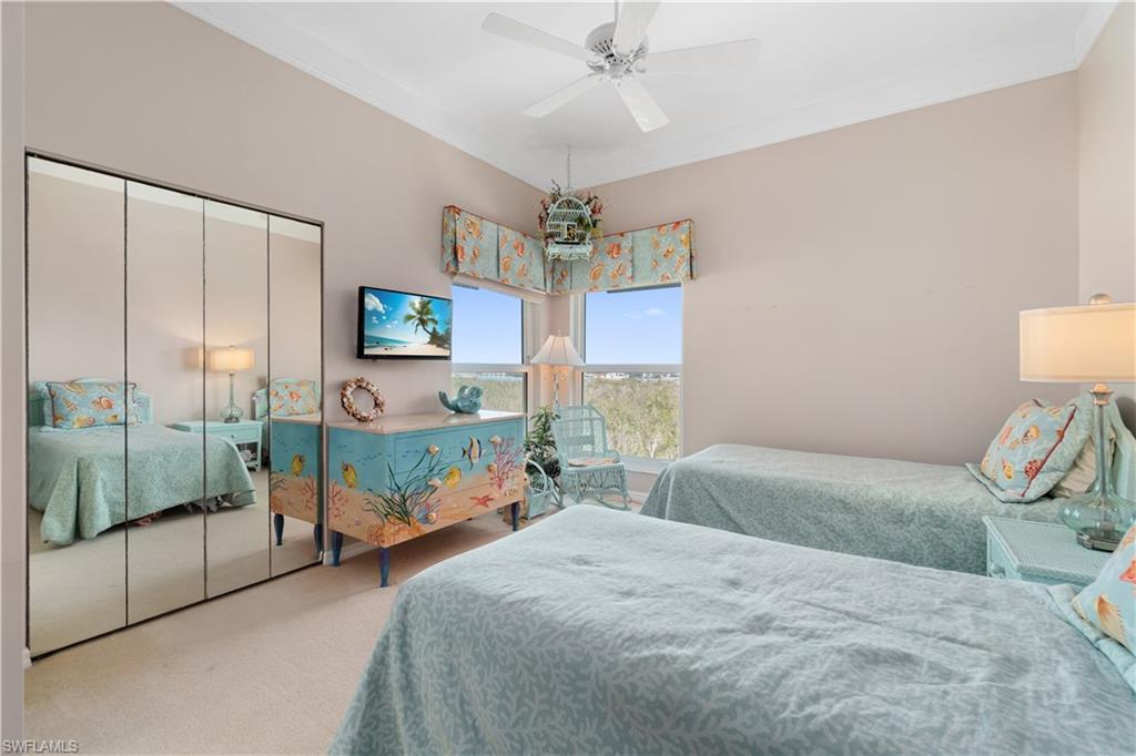 BAREFOOT BEACH CLUB - Residential