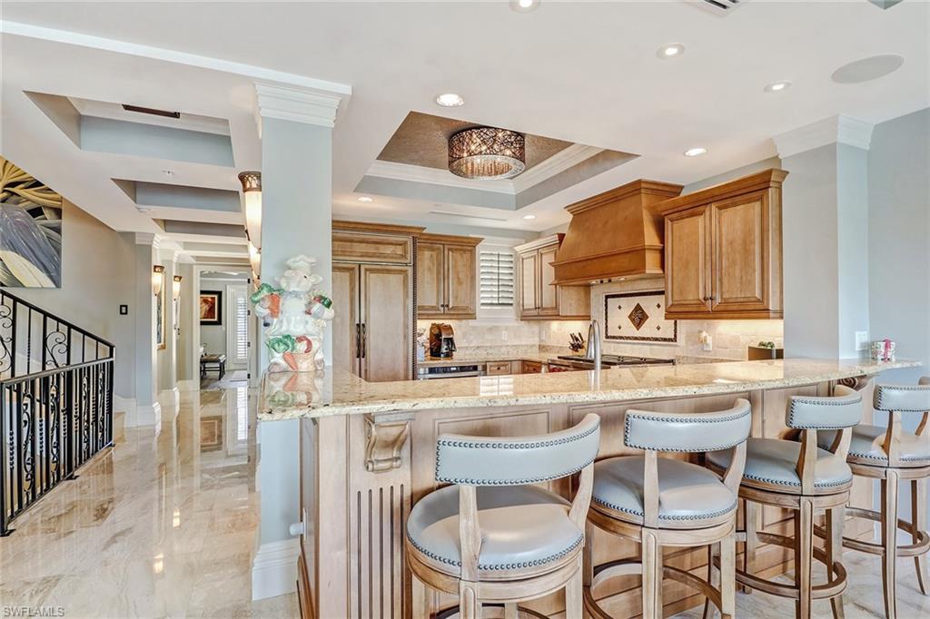 VISTA ROYALE - Residential