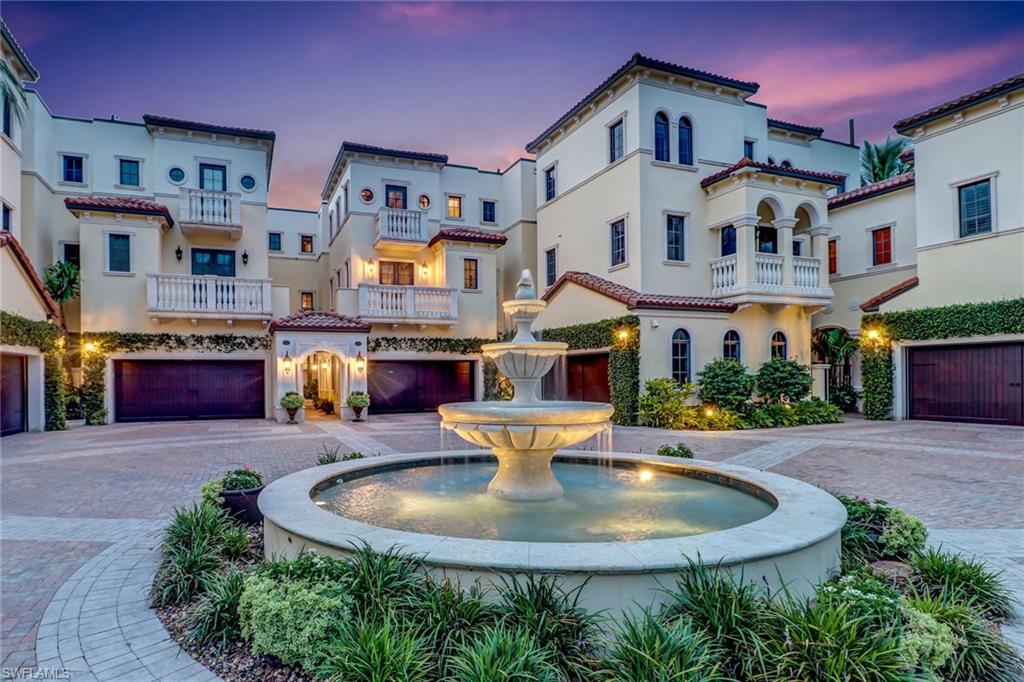 VISTA ROYALE - Residential