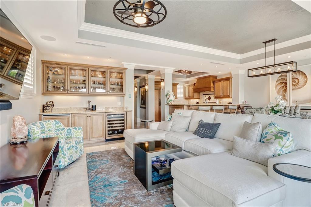 VISTA ROYALE - Residential