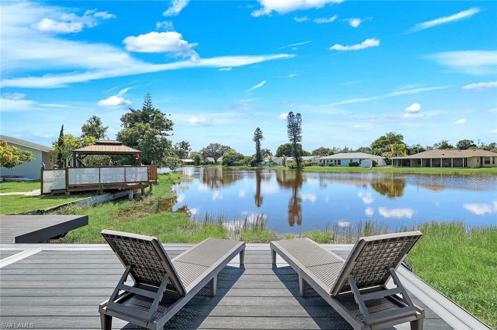10278 Sandy Hollow LN