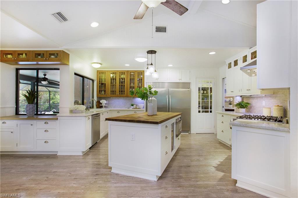 PINEWOODS - Residential