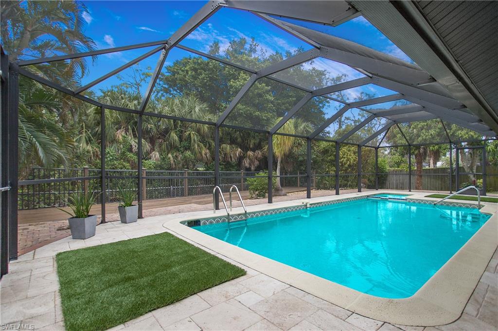 PINEWOODS - Residential