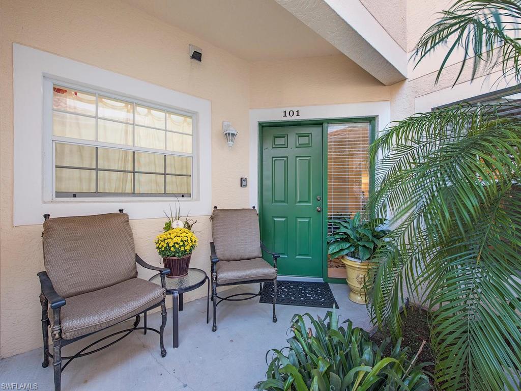 EDGEWATER AT CARLTON LAKES - Residential