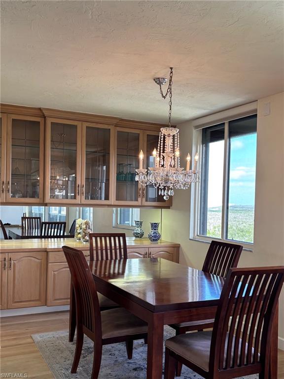 VANDERBILT SURF COLONY - Residential Lease