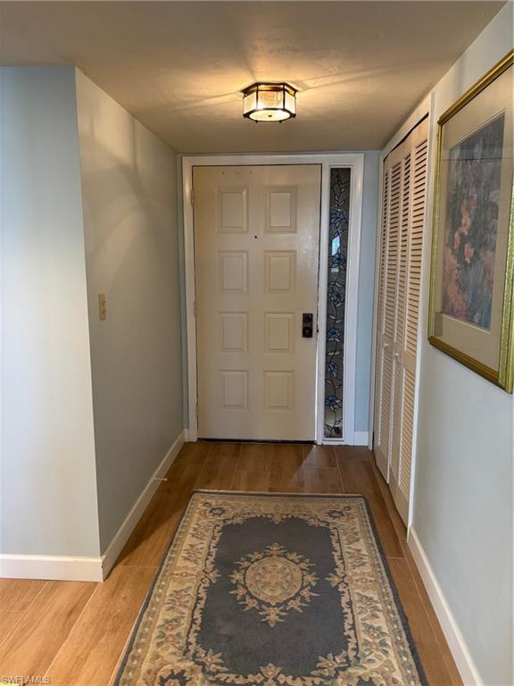 VANDERBILT SURF COLONY - Residential Lease