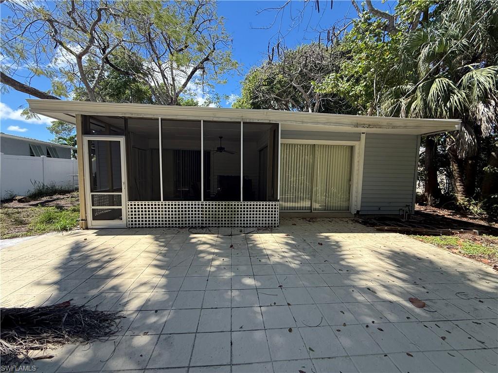 VALENCIA TERRACE - Residential Lease