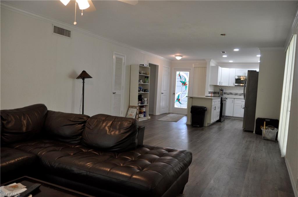 VALENCIA TERRACE - Residential Lease