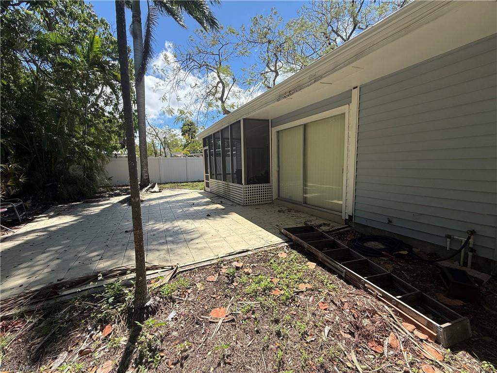 VALENCIA TERRACE - Residential Lease