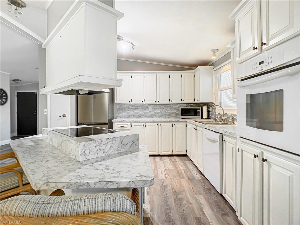 WINDJAMMER VILLAGE OF NAPLES - Residential