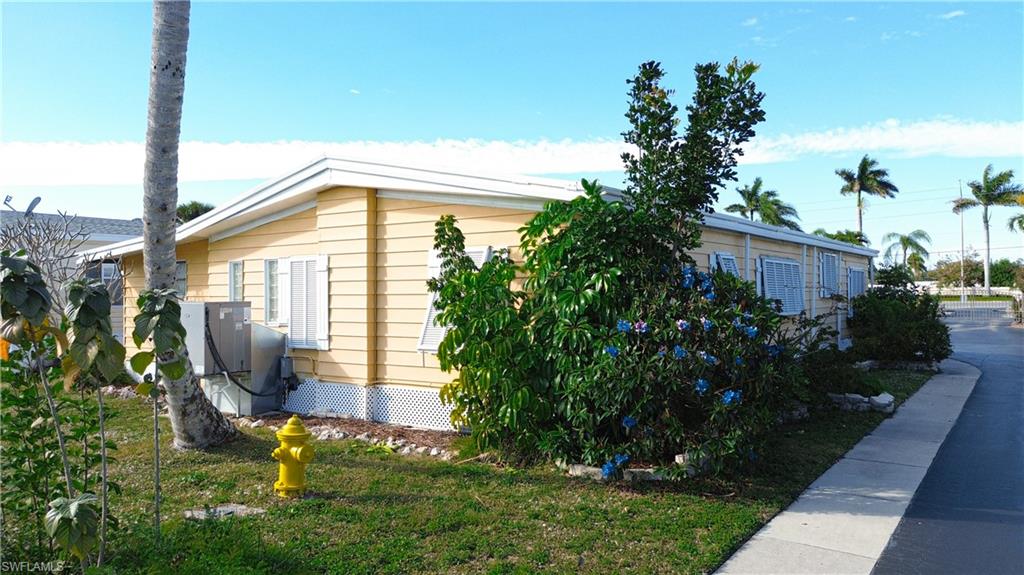 WINDJAMMER VILLAGE OF NAPLES - Residential