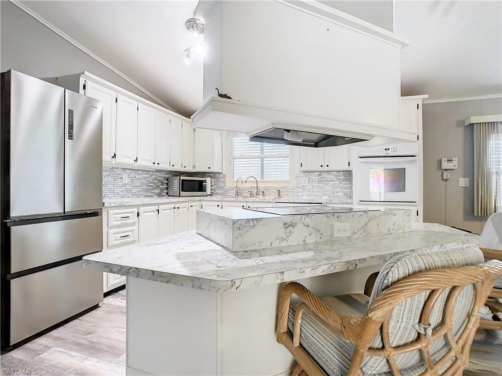 WINDJAMMER VILLAGE OF NAPLES - Residential