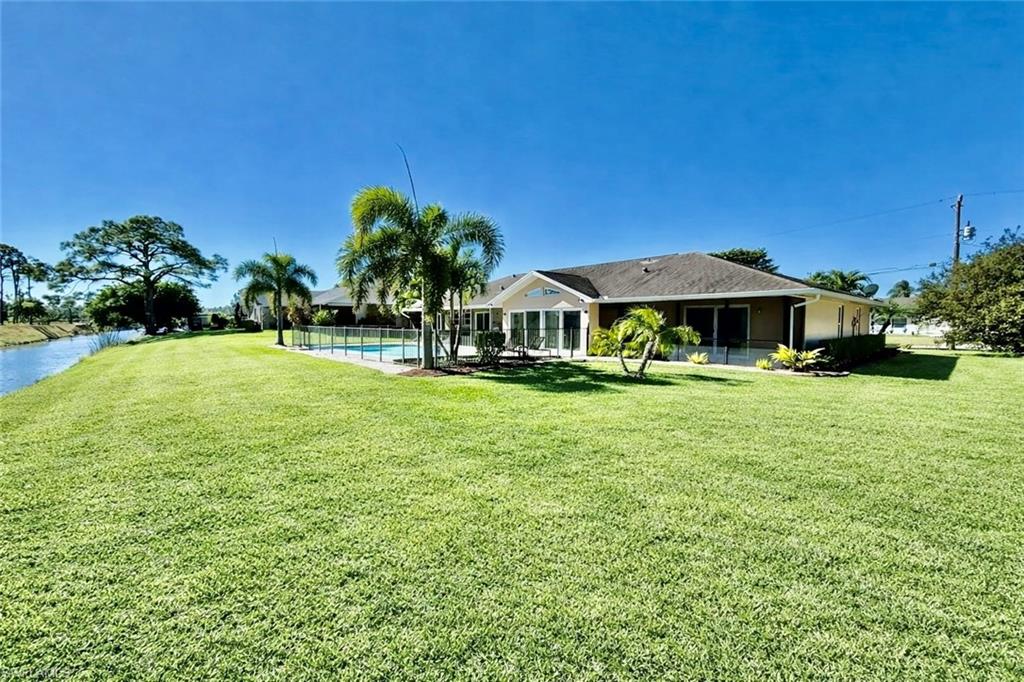 COUNTRY CLUB ESTATES - Residential