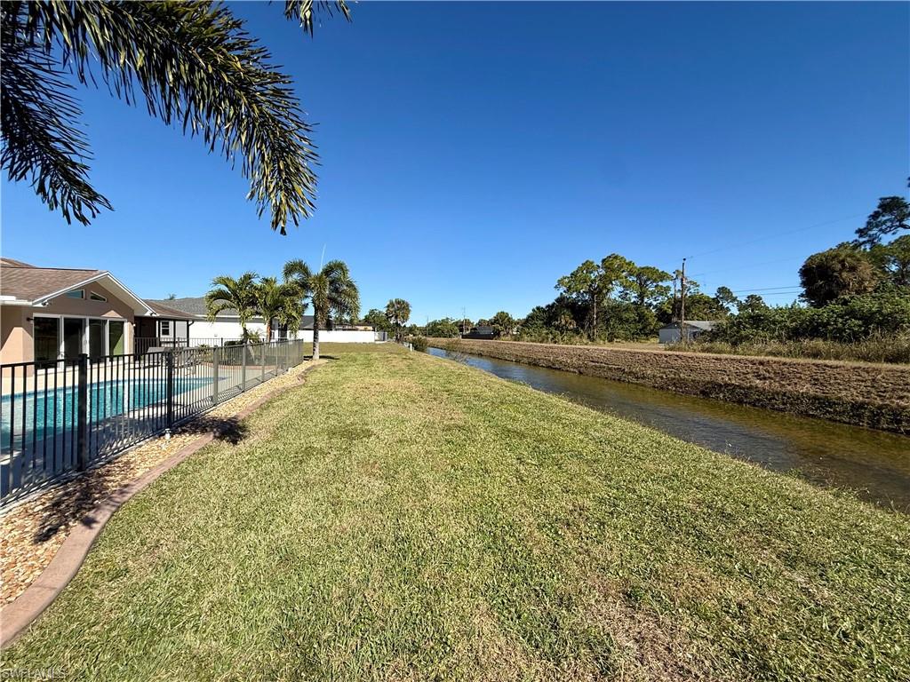 COUNTRY CLUB ESTATES - Residential