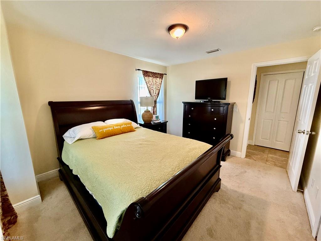 COUNTRY CLUB ESTATES - Residential